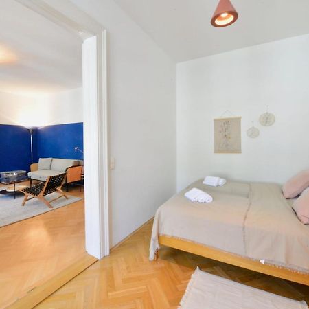 Beautiful Flat Next To Karlskirche Wien Exterior foto
