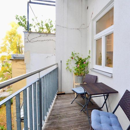 Beautiful Flat Next To Karlskirche Wien Exterior foto