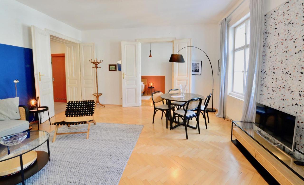 Beautiful Flat Next To Karlskirche Wien Exterior foto